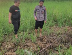 Warga Gunung Lingai Samarinda Digegerkan Temuan Gundukan Tanah Berbau Menyengat