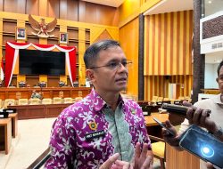 Banyak Truk Kontainer Masih Kerap Parkir di Badan Jalan Protokol