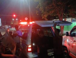 Diduga Terburu Lampu Hijau, Pengendara Motor Meninggal Usai Menghantam Kendaraan di Depannya