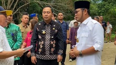 Rudy Tinjau Jalan Asa–Juaq Asa, Infrastruktur Diharapkan Dongkrak Ekonomi Warga Kutai Barat