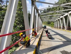 BBPJN Kaltim Laksanakan Pemeliharaan Rutin Jembatan Mali, Jaga Keandalan Akses Muara Wahau–Perbatasan Berau