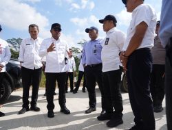 Rudy Resmikan Jalan Pengalih Simpang Perdau–Tepian Langsat