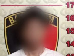 Cekcok Soal HP Berujung Tusukan Badik