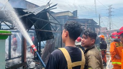 Bangsalan 2 Pintu di Samarinda Ludes Dilahap Api