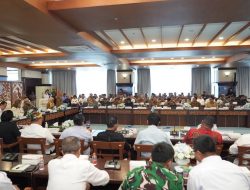 Data Berbeda saat Rakor Karhutla, Wamen LH Sentil Ketidakhadiran Gubernur-Wagub Kaltim