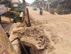 Jembatan Muara Lembak Dibatasi, Kendaraan Berat Dialihkan ke Ken Arok