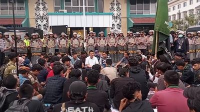 4 Bulan Byar Pet, HMI Demo PLN Tuntut Transparansi Gangguan hingga Kompensasi