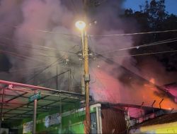 Kebakaran Hanguskan Kantor Yayasan DPU Samarinda Ulu