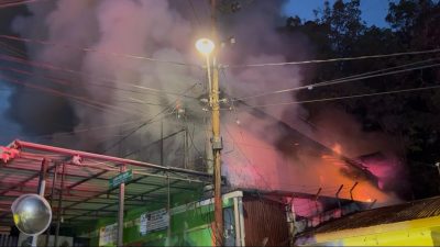 Kebakaran Hanguskan Kantor Yayasan DPU Samarinda Ulu