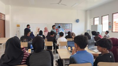 Dobrak Kesenjangan Digital, Volunteer SENADA Latih AI Siswa Sekolah Rakyat Samarinda